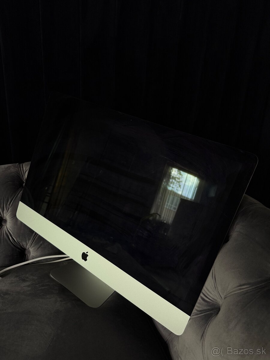 iMac 27” Retina 5K (2020) – Intel i5 / 8 GB RAM / Radeon Pro
