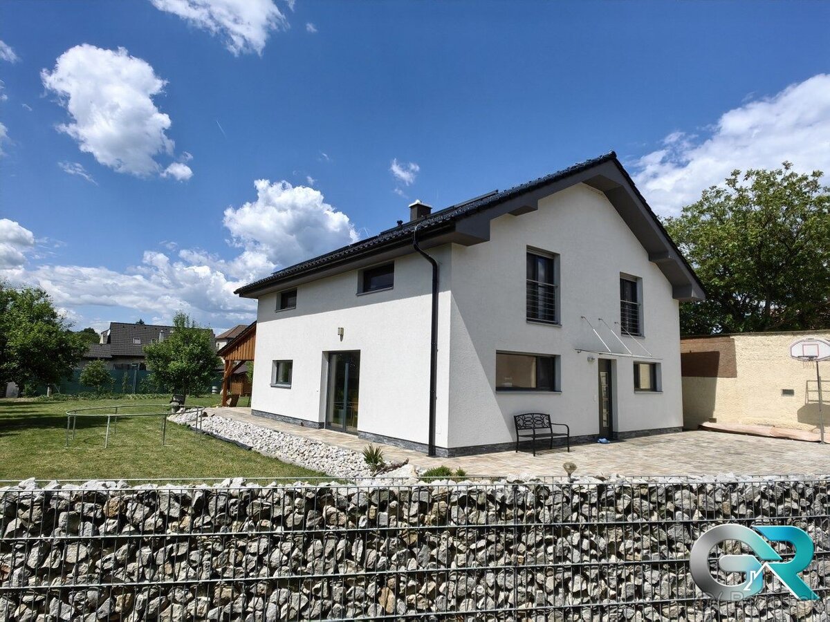 Novostavba rodinného domu na prenájom, zariadený, pozemok 11