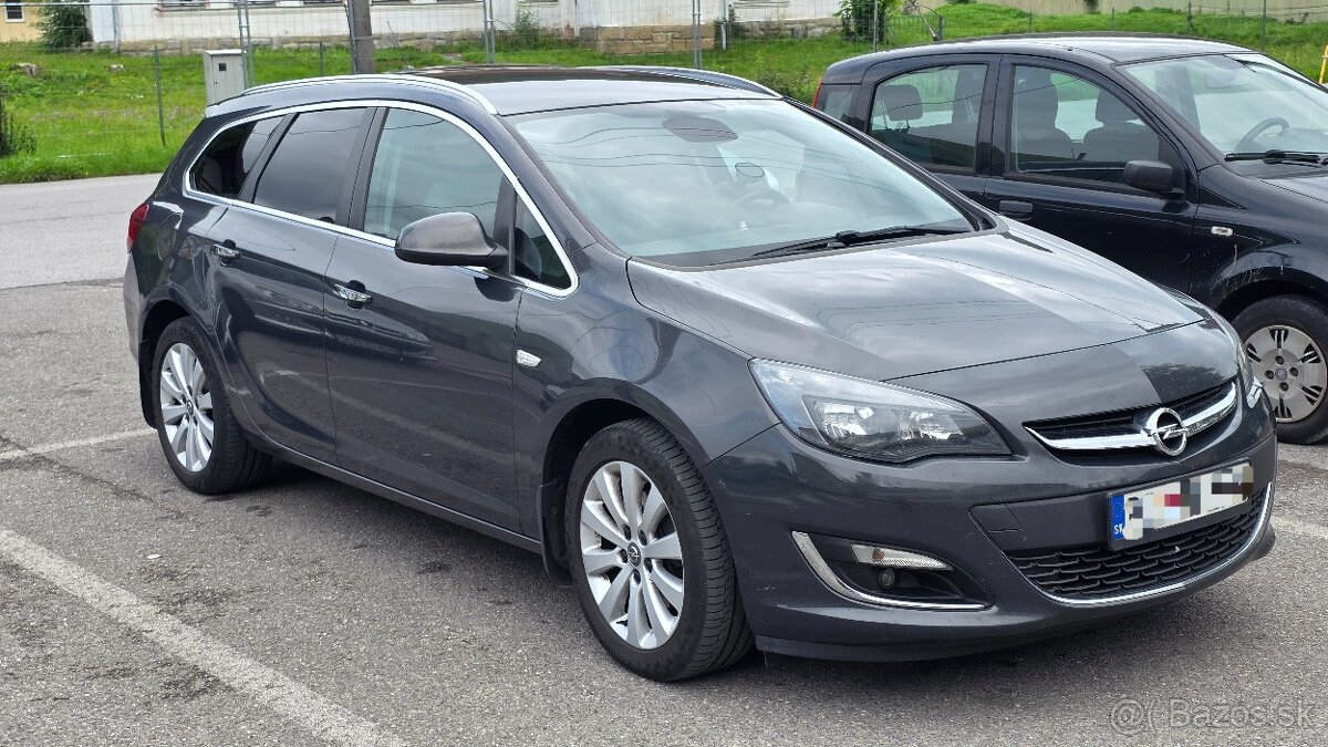 PREDÁM OPEL ASTRA J (2013) - 1.7 CDTI - SPOĽAHLIVÝ NAFŤÁK