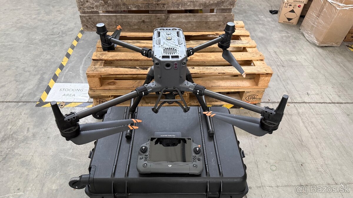 Dron DJI Matrice 350