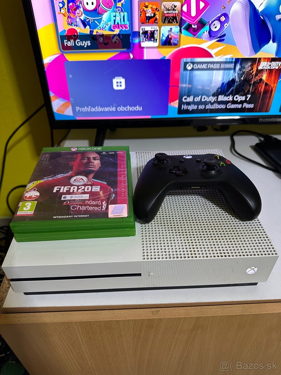 Xbox One S 500gb + 3 hry