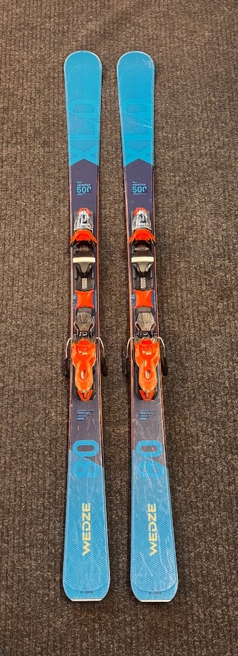 LYŽE WEDZE 80, DÉLKA 158 cm + hůlky