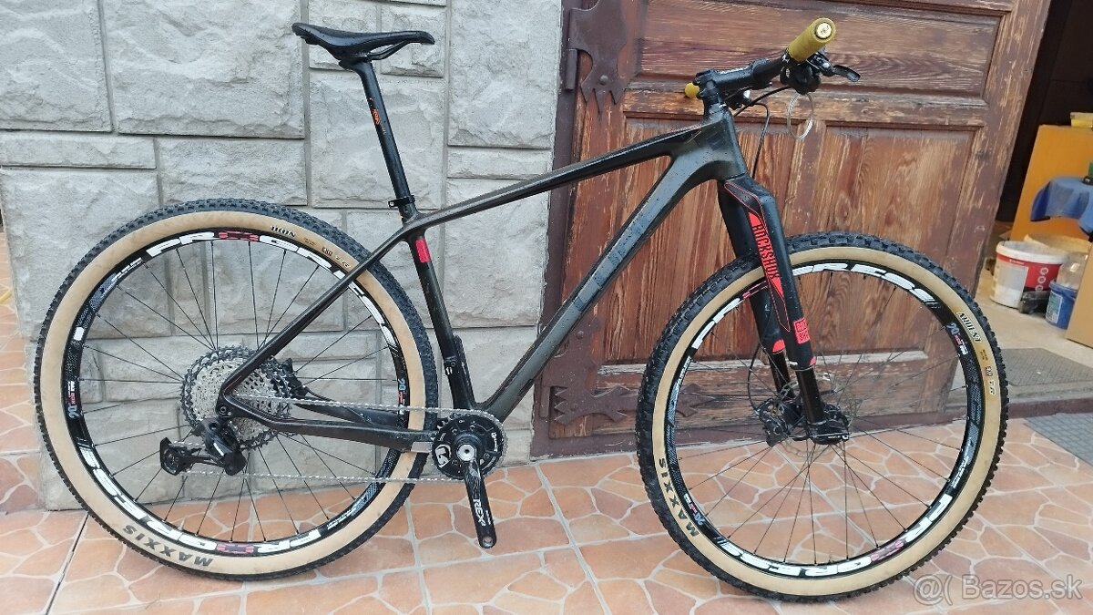 Predám horský bicykel CUBE