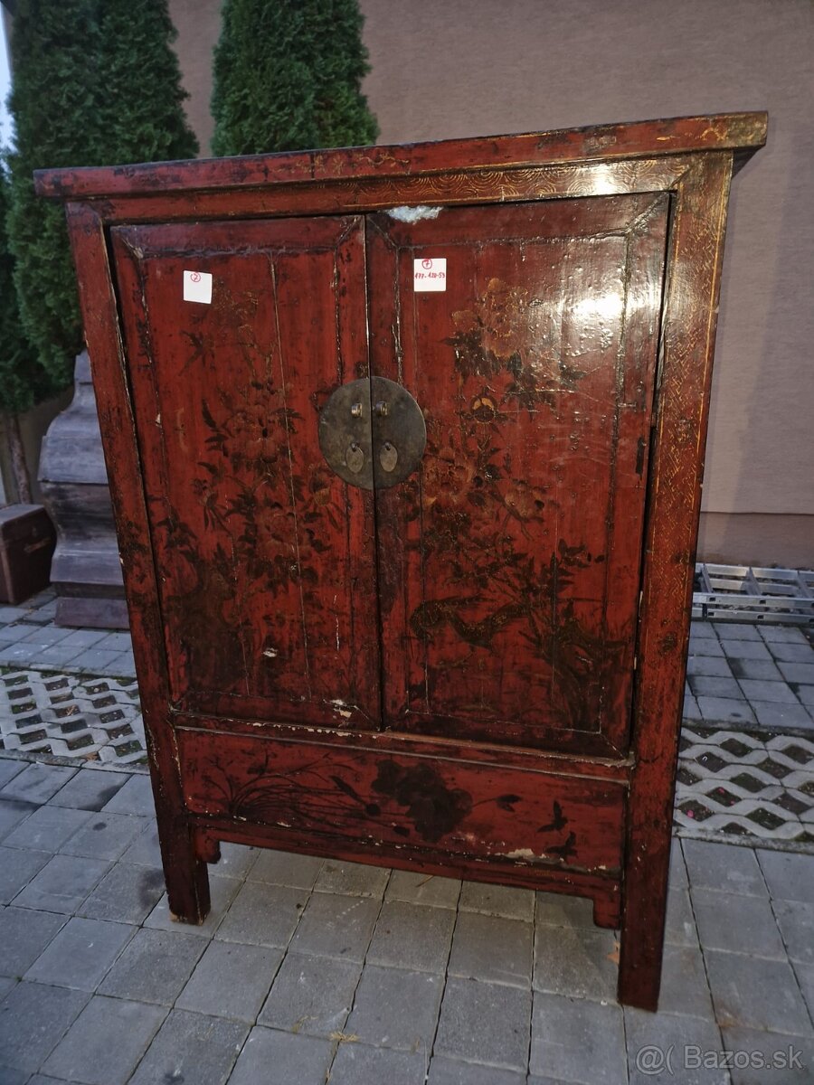 07 - Predám maľovanú skrinku – orientálny štýl