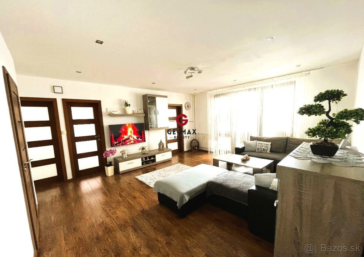 Priestranný 4-izbový byt s lodžiou a zariadením – Švermová, 