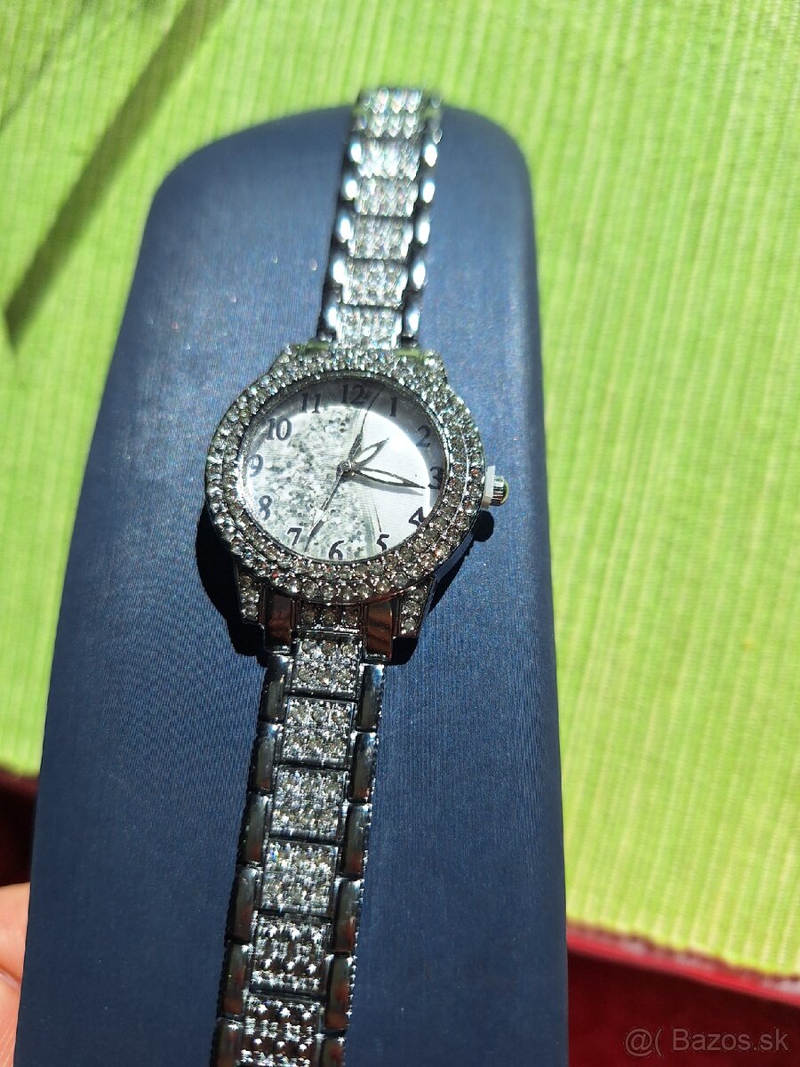Dámske hodinky