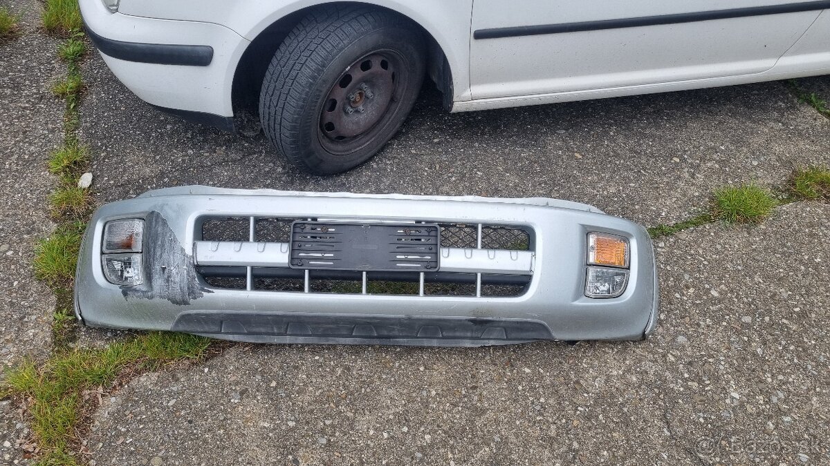 Naraznik toyota rav4