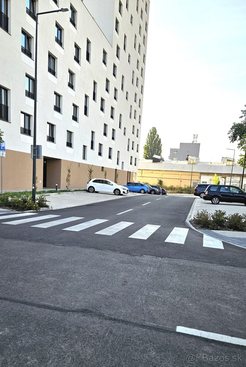 Prenájom parkovacie státia Petržalka