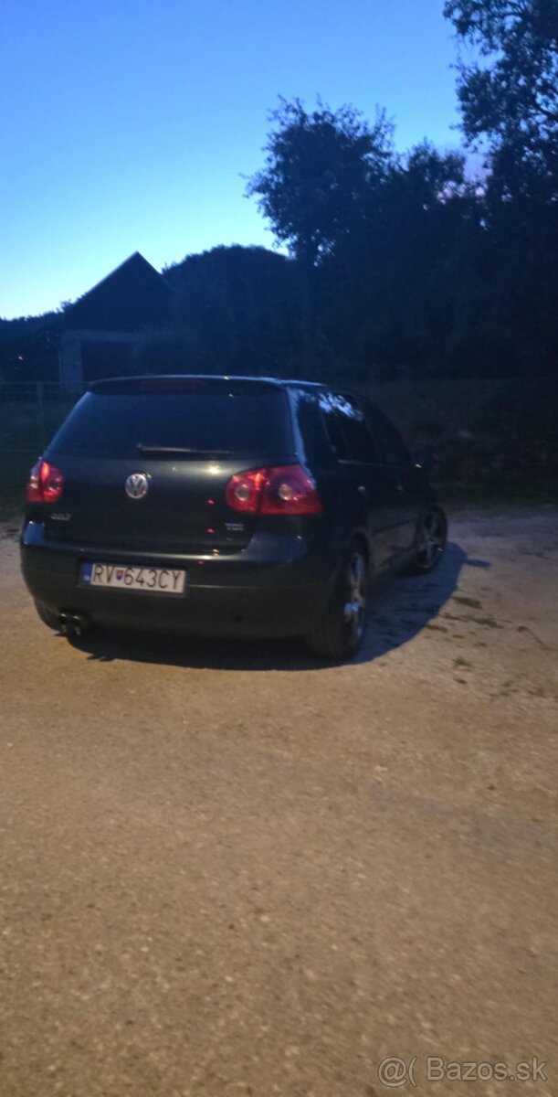predám auto wolcvagen golf 5