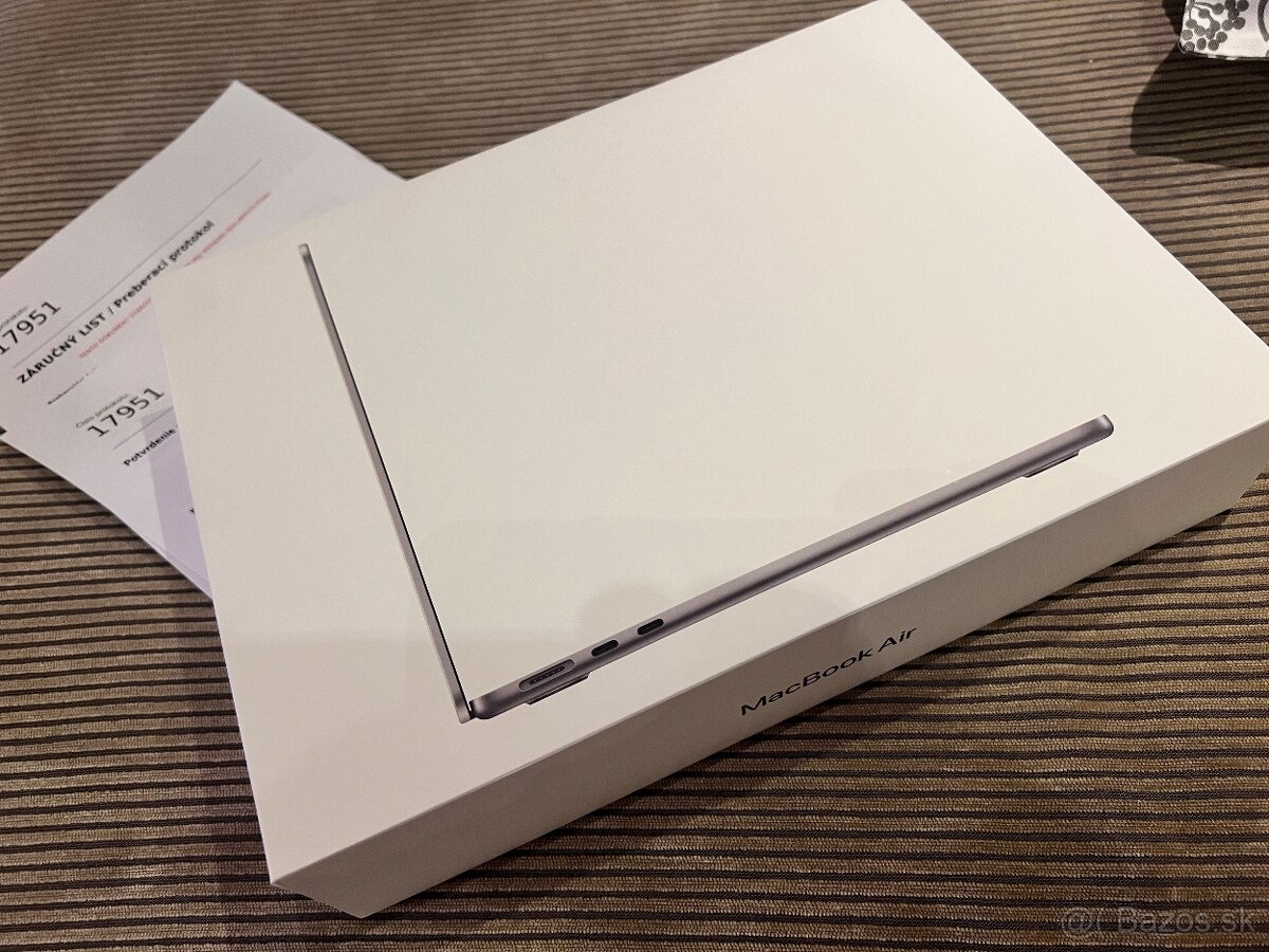 Zabalený MacBook Air 13" M3