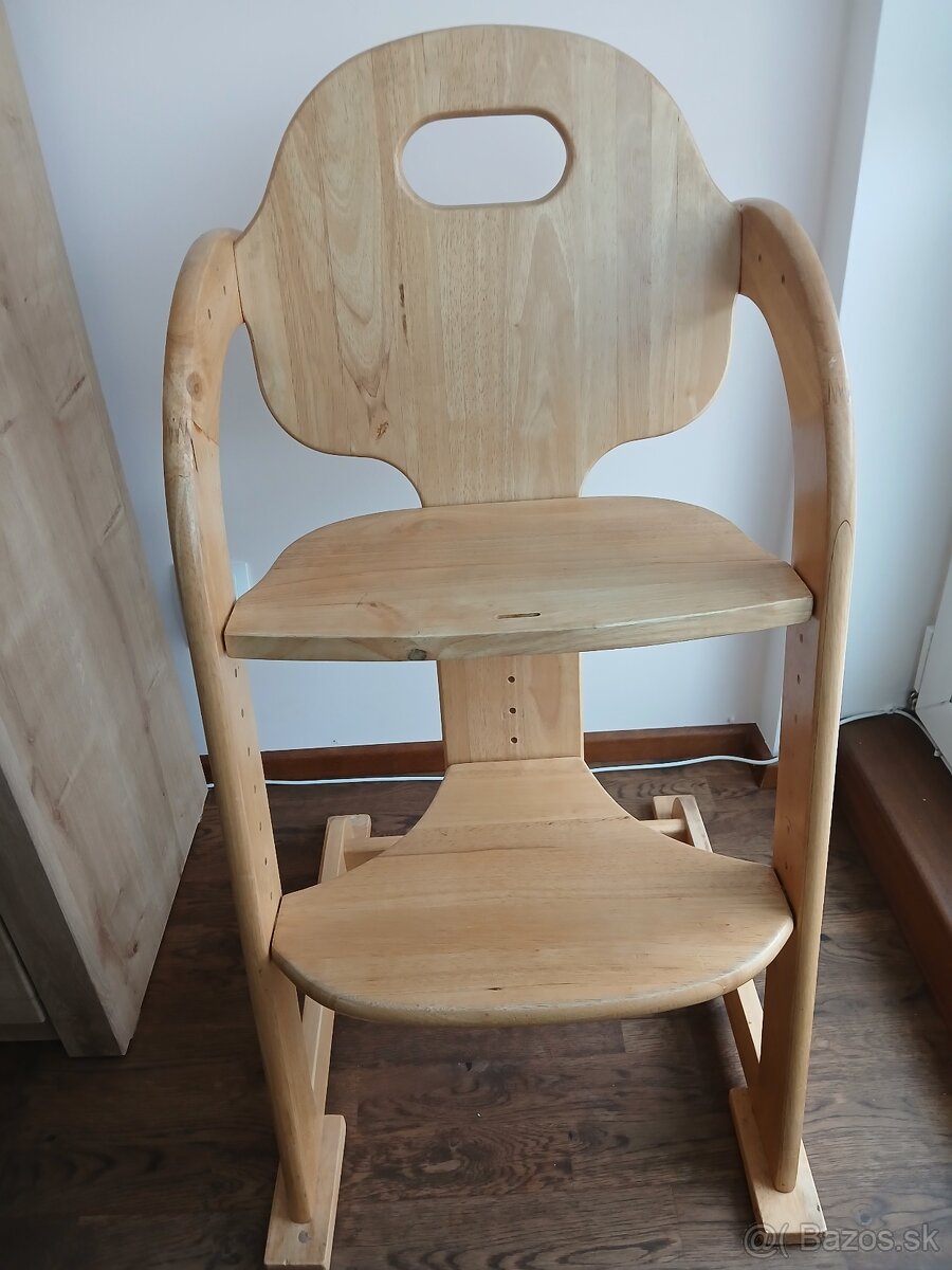 Detská drevená jedálenská stolička