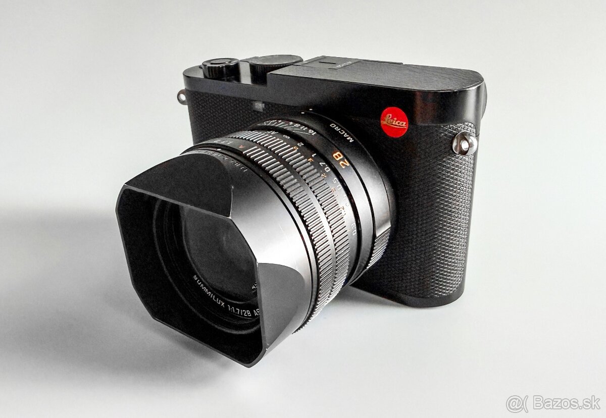 Leica Q2