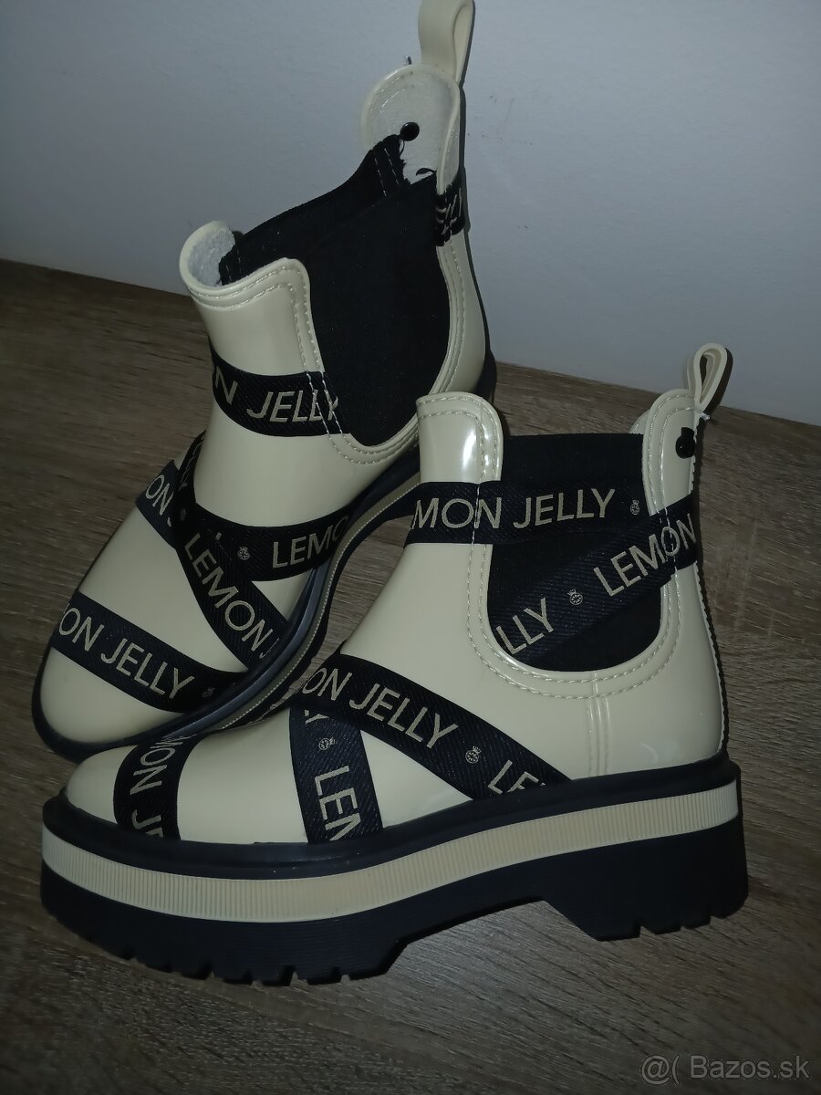 Lemon Jelly 37