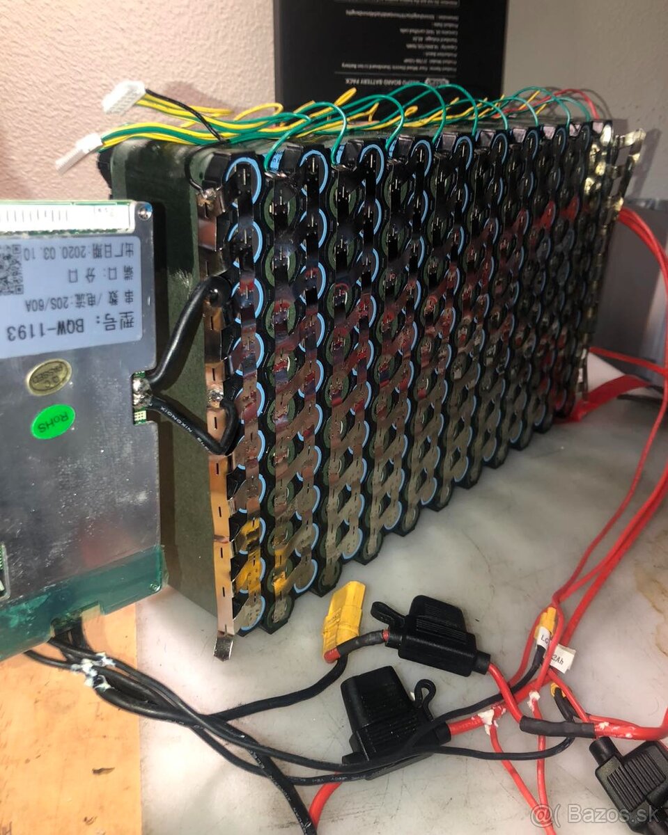Li-Ion 18650 články baterie 32ah 72v 20s LG