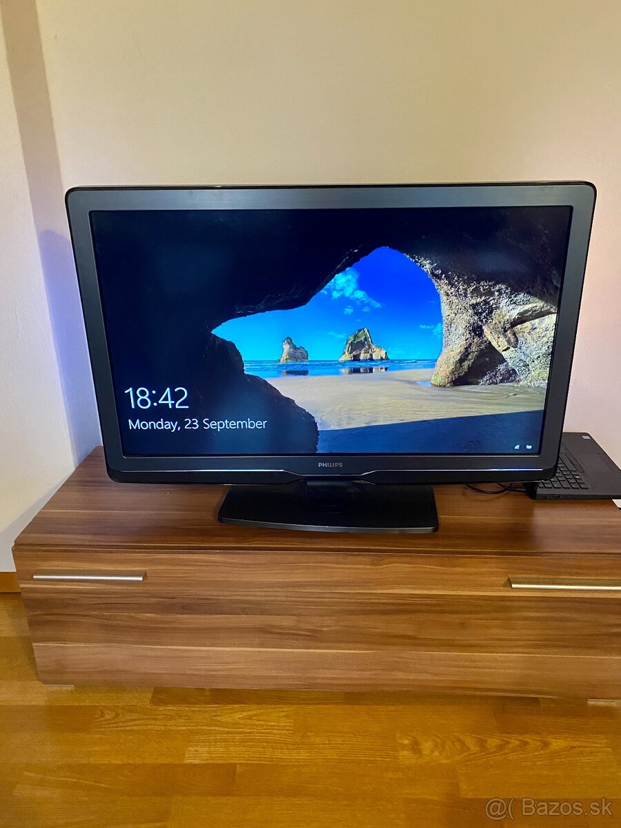 ♦ Televízor Philips 37" (94 cm) ♦