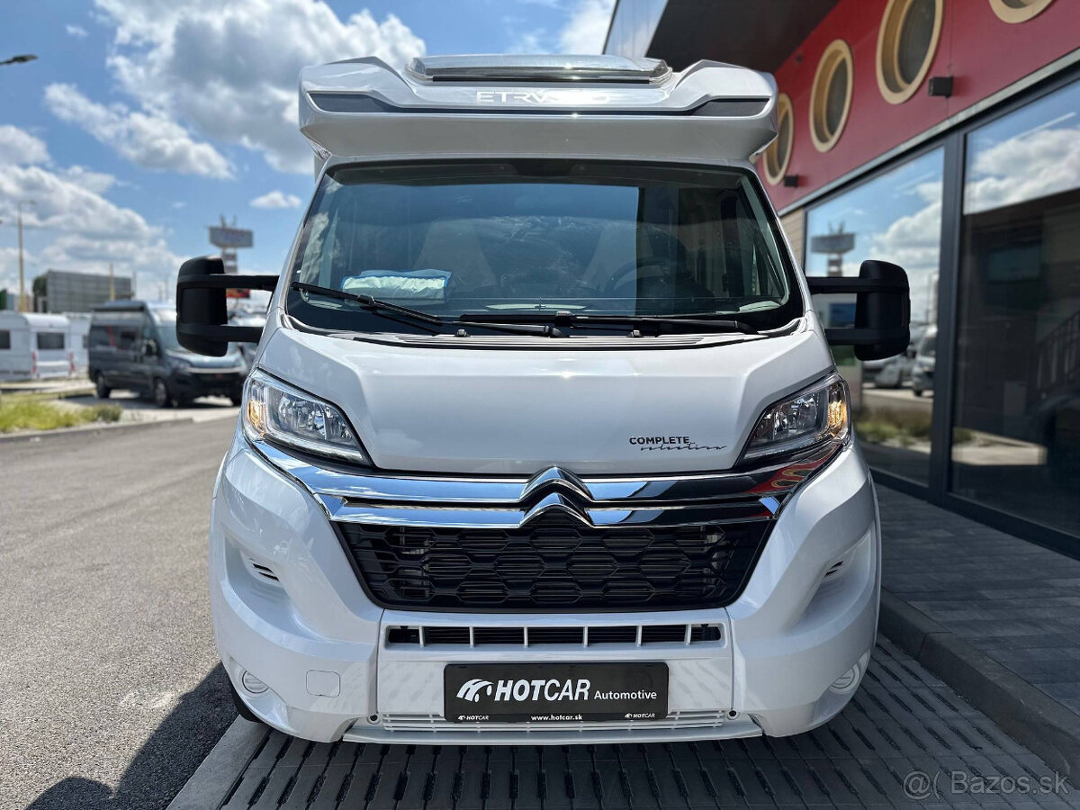 nový karavan Etrusco T 7300 SB 4-miestny