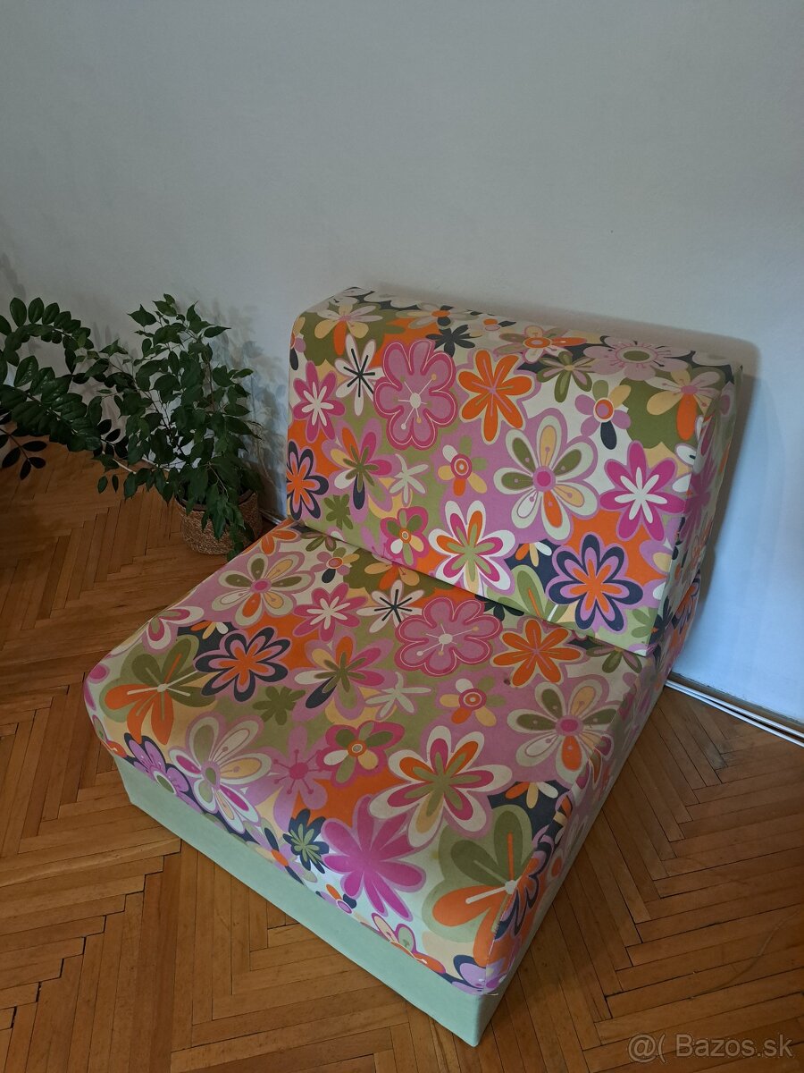 Rozkladacií gauč / posteľ
