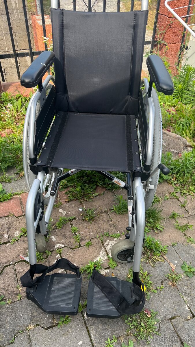 Invalidny vozik
