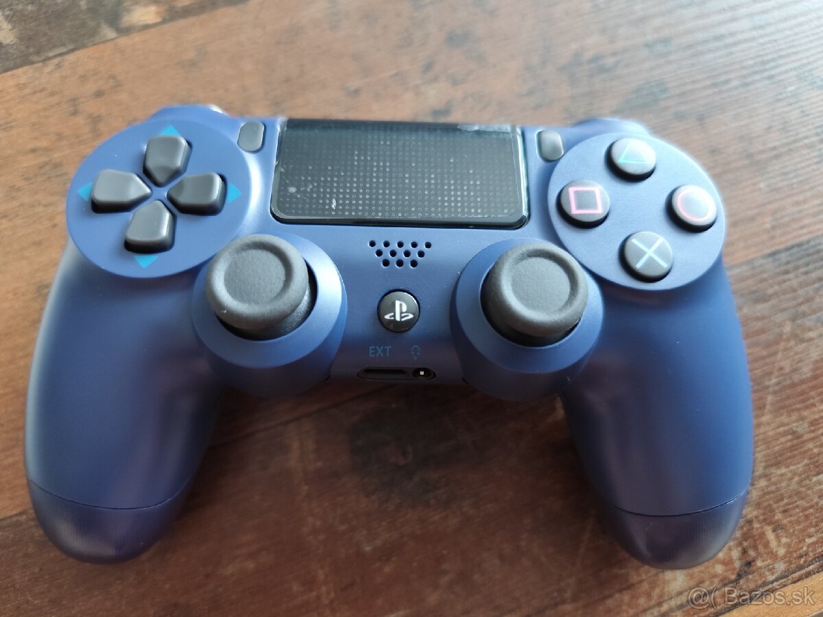 Ovládač PS4