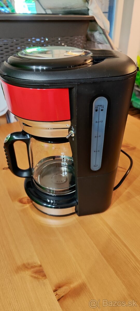Prekvapkávací kávovar Russell Hobbs 21700