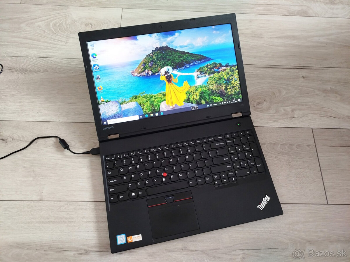notebook Lenovo 15.6" Core i5-6200, 16GB, 512GB SSD