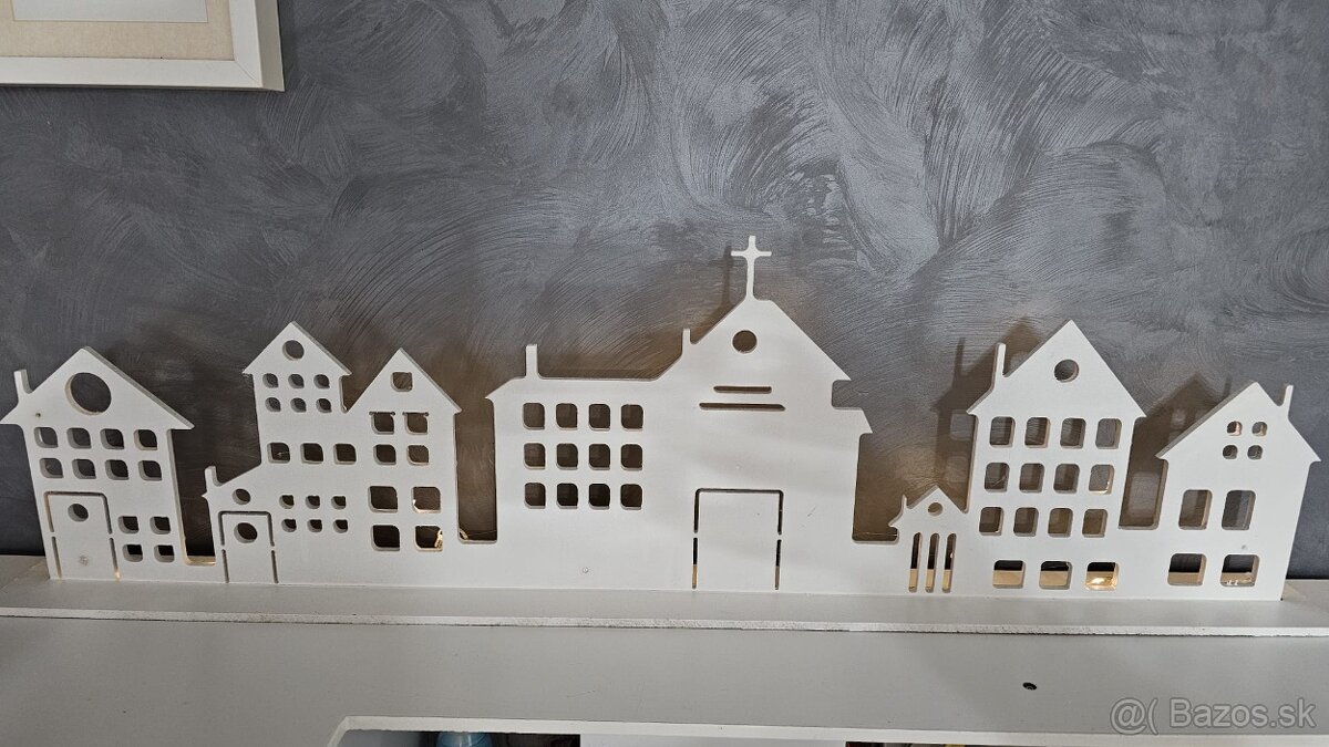 Drevene domceky - dekoracia