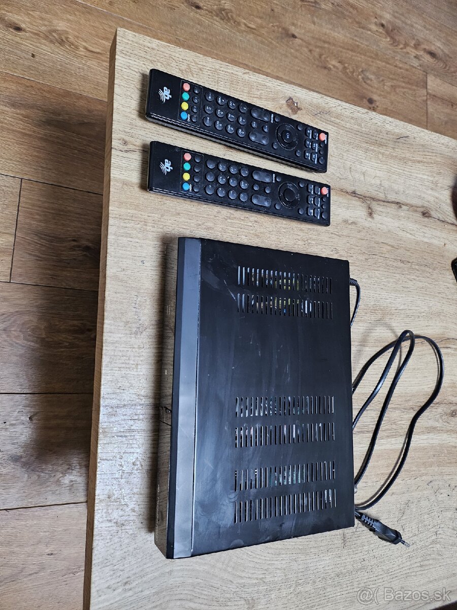 AB Cryptobox 700HD + 2 DO