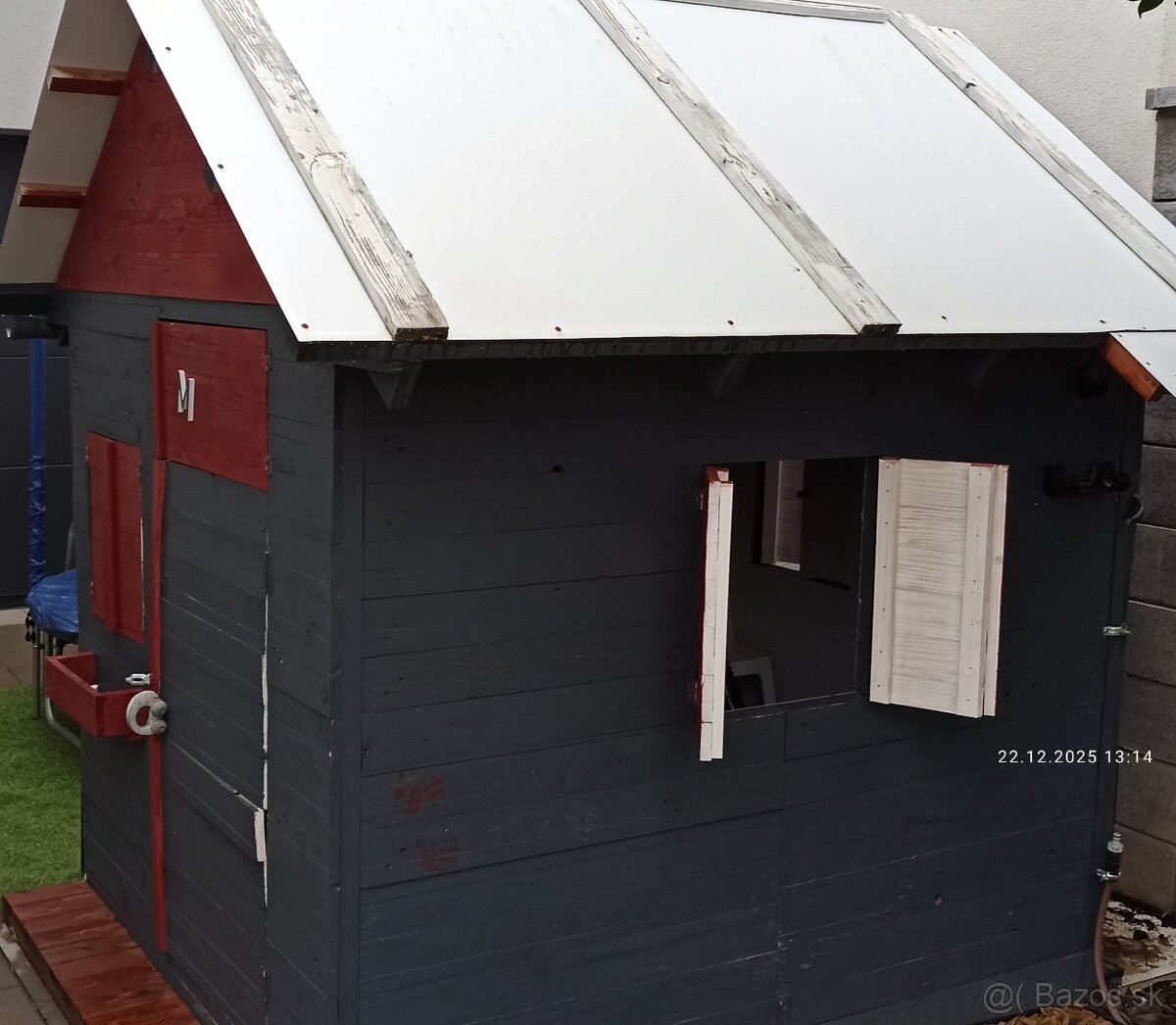 Detský záhradný domček