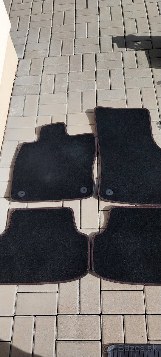 Textilne koberce Golf 8