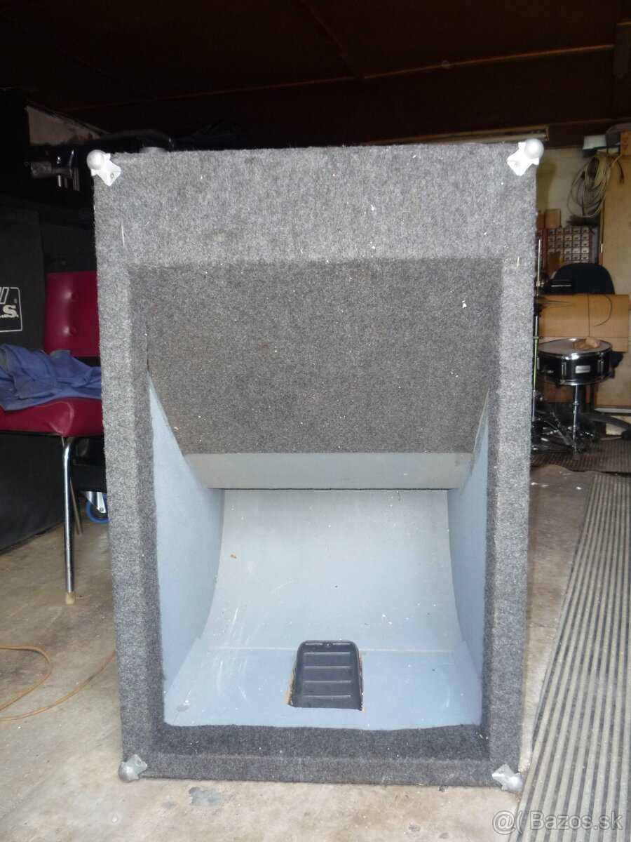Skelety - 18" subwoofer
