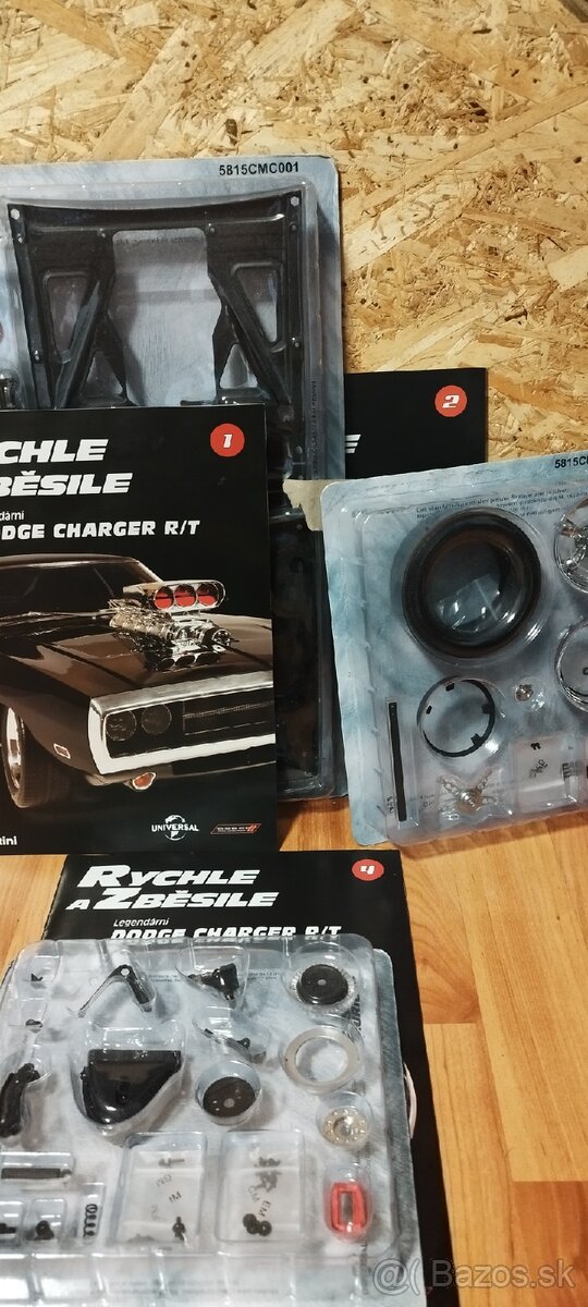 Dodge Charger R/T 1:8 DeAgostini