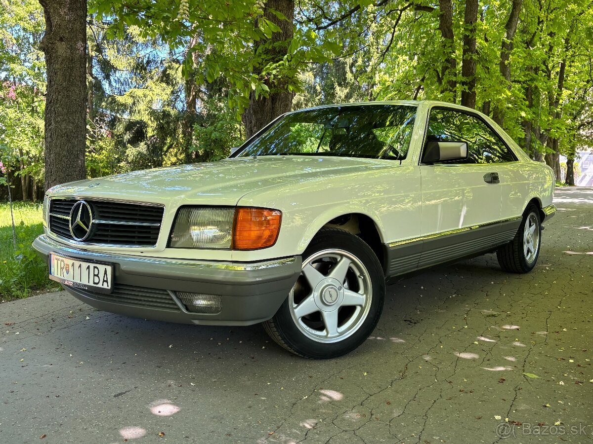 Mercedes-Benz 380 SEC W126 – biela klasika s V8