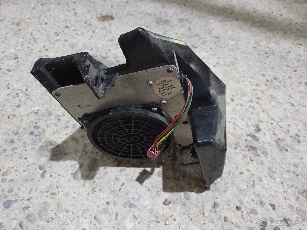 Audi a3 8l subwoofer