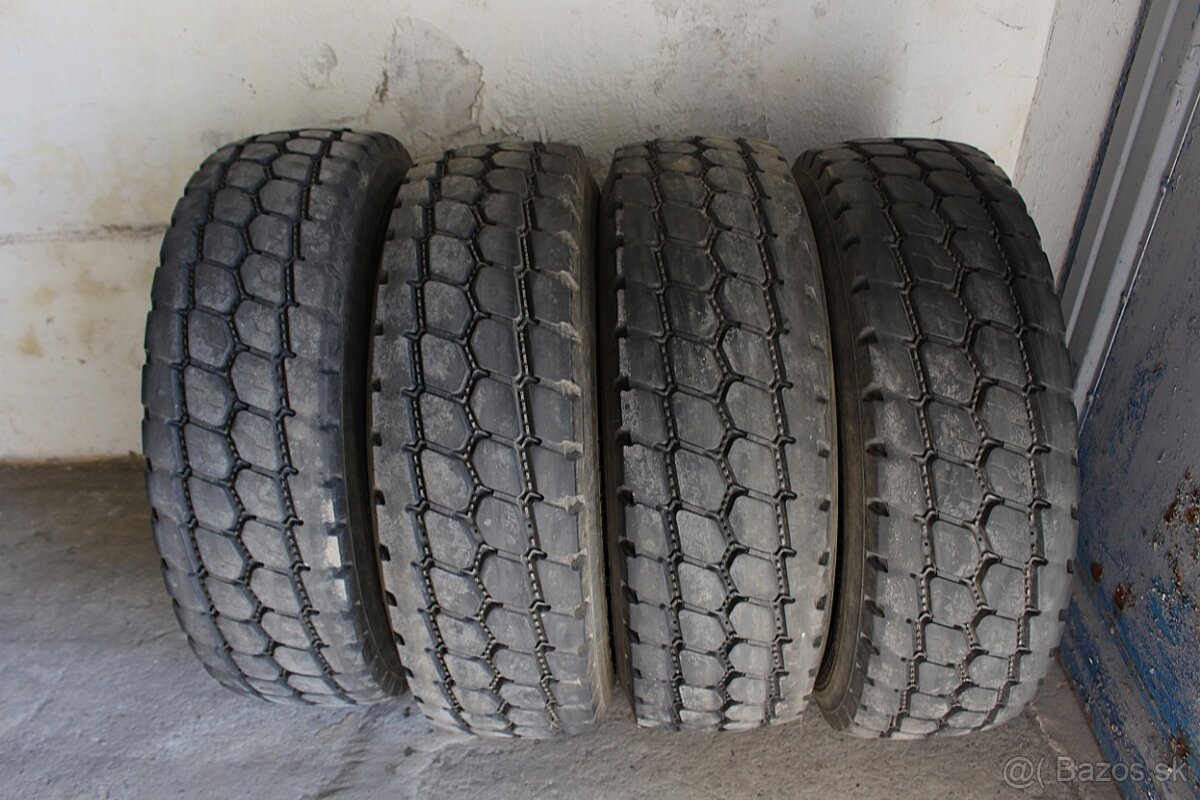 Pneumatiky NÁKLADNE PNEUMATIKY PIRELLI 265/70 r19,5