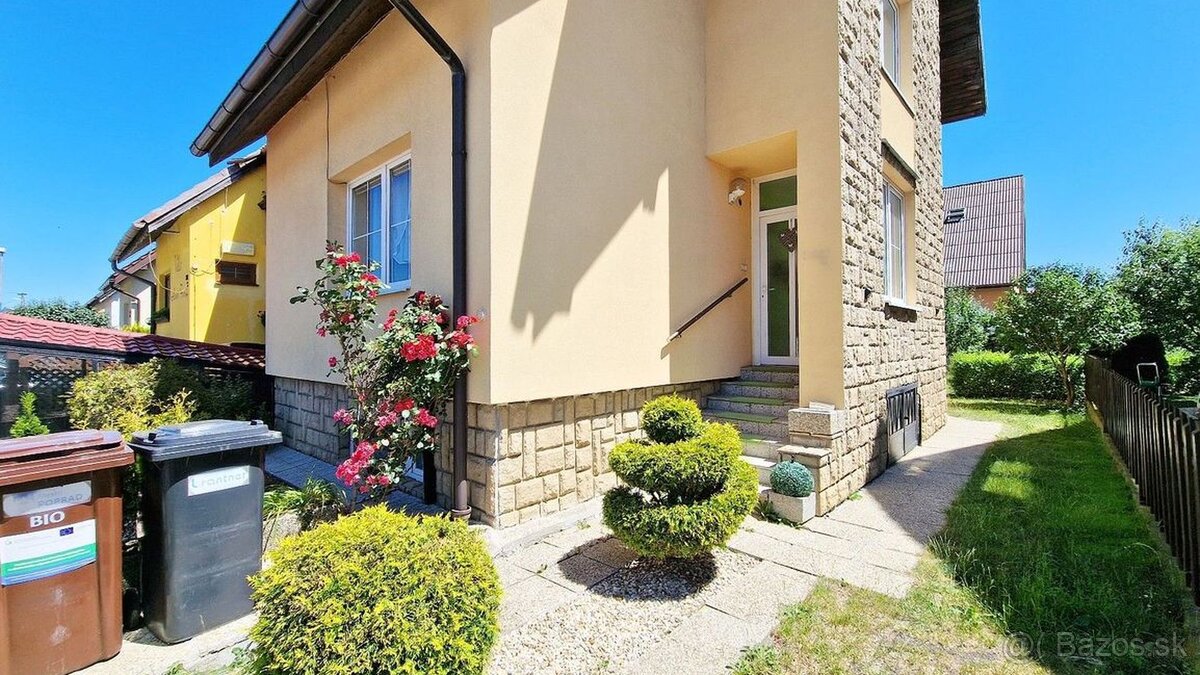 PREDAJ: 8 IZBOVÝ RODINNÝ DOM 374 M2, POZEMOK 355 M2, POPRAD