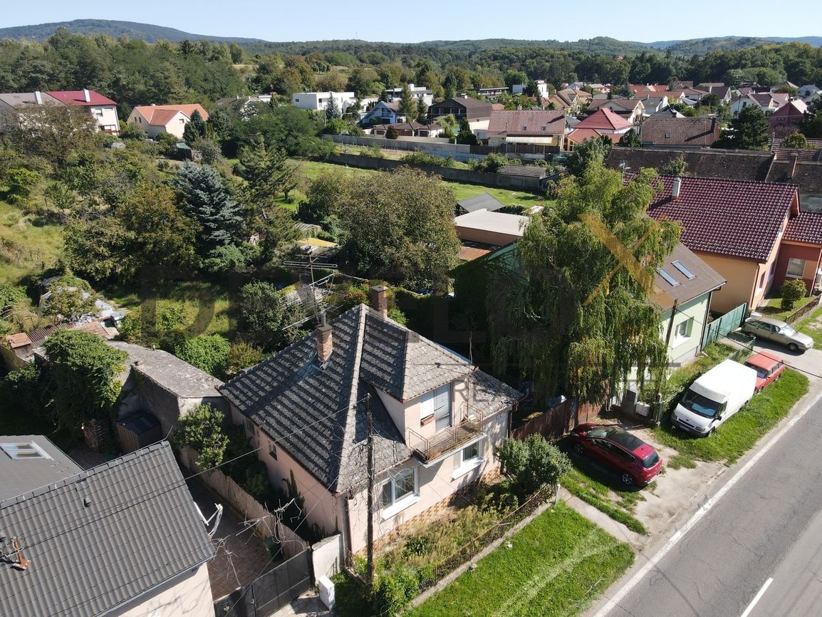 Na predaj rodinný dom s dvoma pozemkami v Stupave
