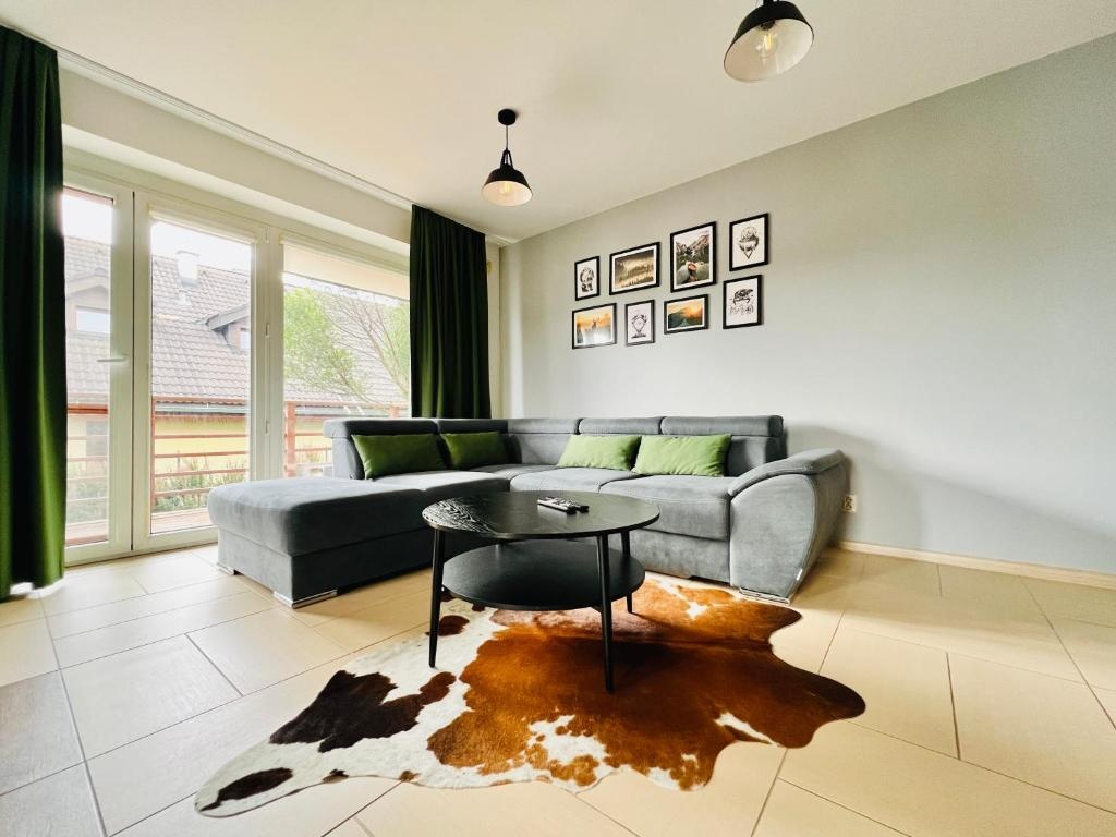 Prenájom 3 izbový byt vo Veľkej Lomnici