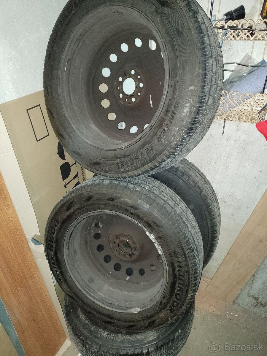 Hankook 215 / 60 R 16C sada zimných kolies