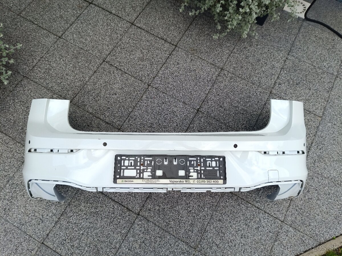 ✅ Zadný nárazník Volkswagen Golf 8 hatchback