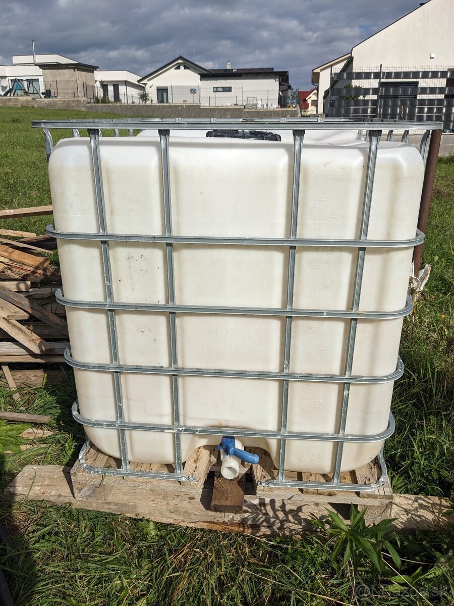 1000l nadz na vodu