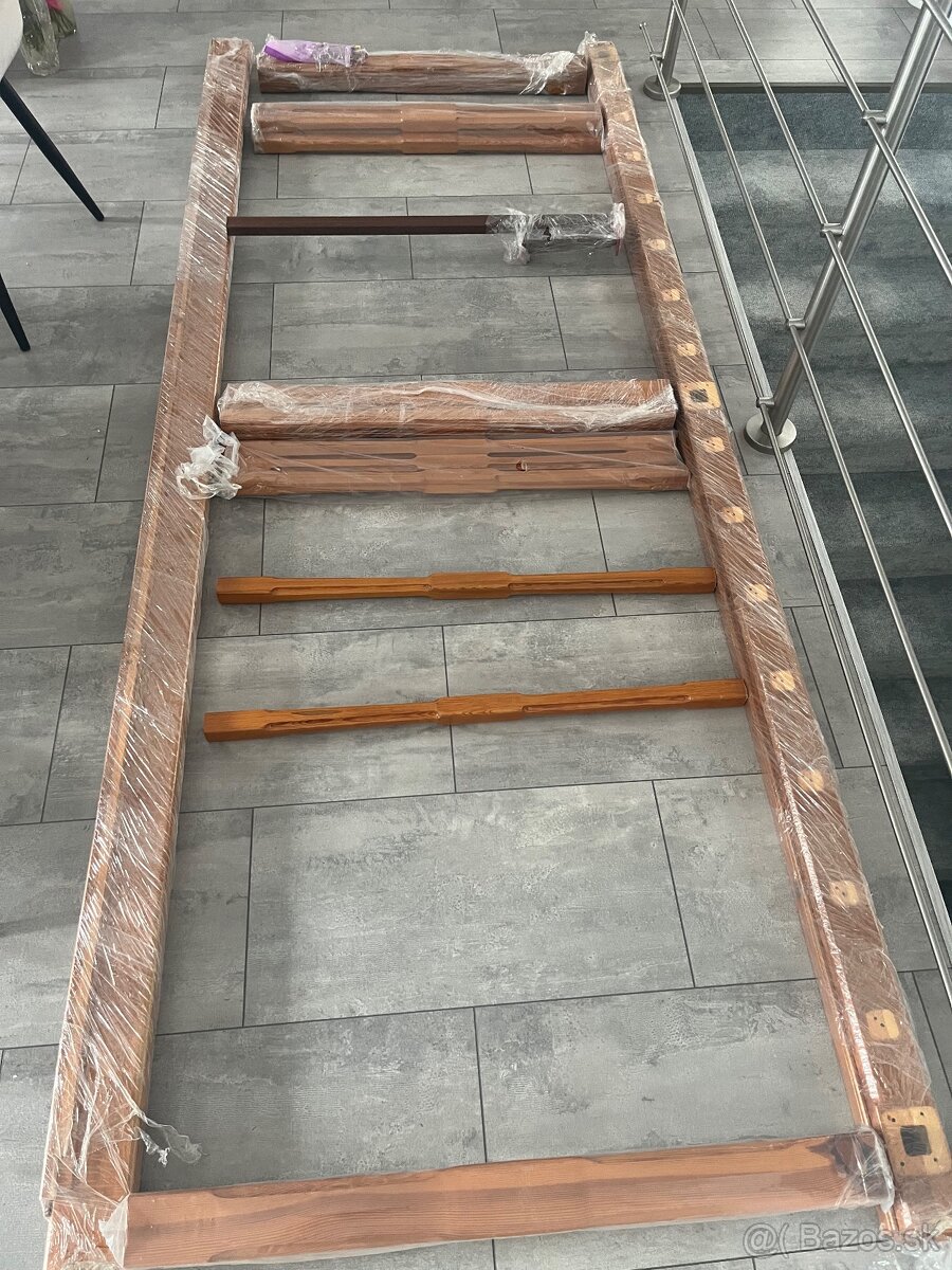Drevenné zábradlie-290 cm