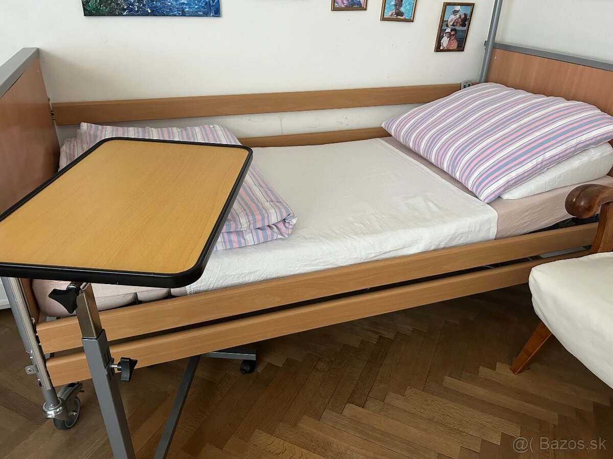 Posteľ elektrická polohovateľná