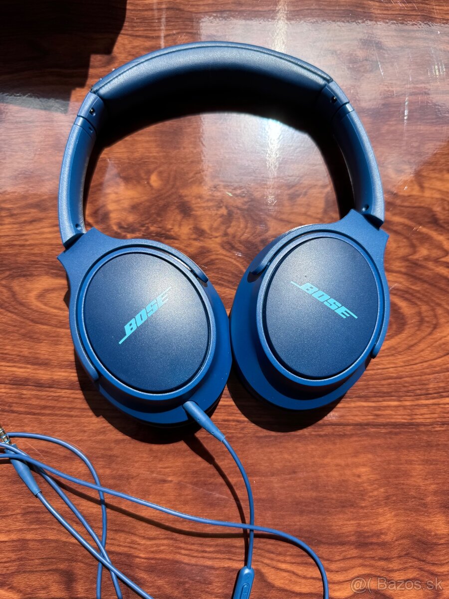 Bose modre sluchadla