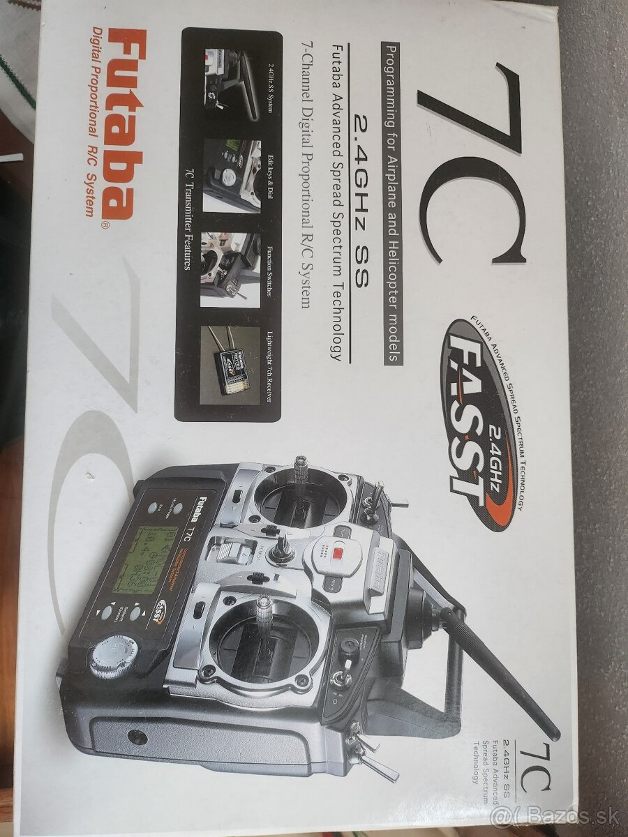 RC vysielačka Futaba T7C