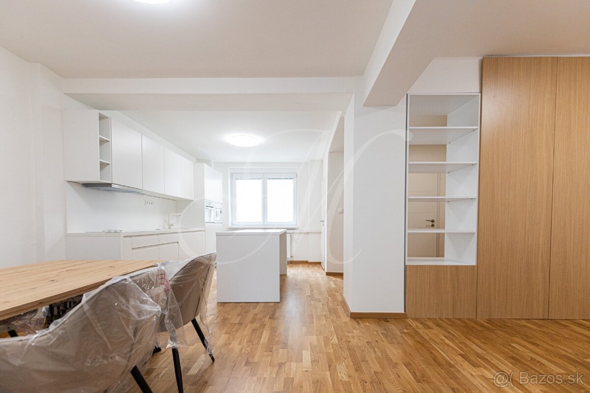 METROPOLITAN │ Krásny priestranný 3i byt v centre na PREDAJ