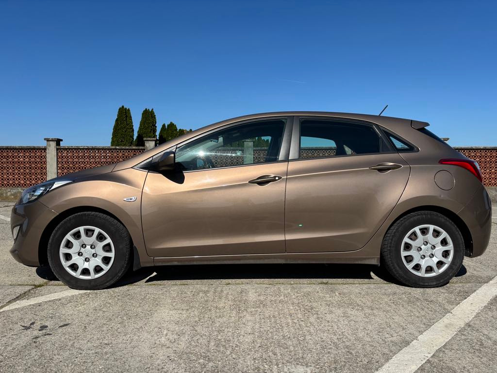 Hyundai i30 1.4i MPI DOHC CVVT Comfort