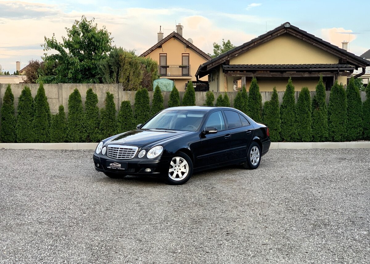 MERCEDES-BENZ E TRIEDA SEDAN 220 CDI ELEGANCE