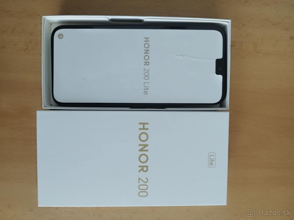 HONOR 200