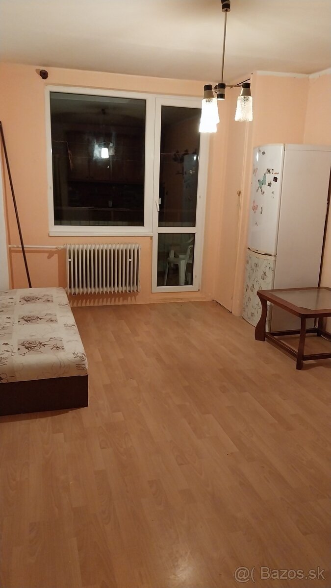 Na prenajom garsónka Žiar nad Hronom