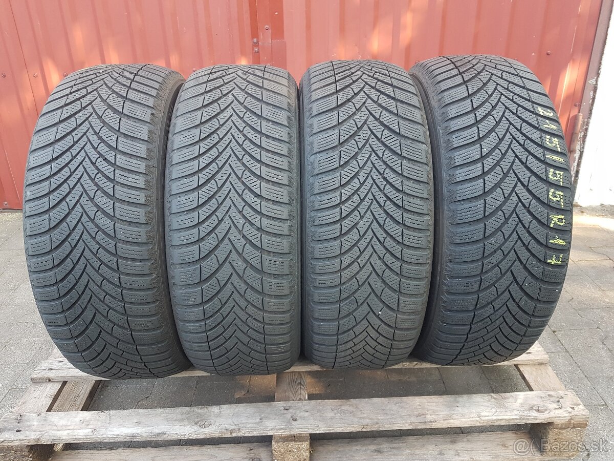 Zimne 215/55R17 Semperit